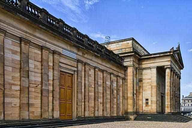 National Gallery of Scotland in the Free New Town Tour